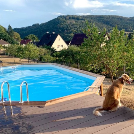 Zwembad NEMO 7.3 x 3.97 – H.1.45 m, grijs, met beugels vastgeschroefd aan beton